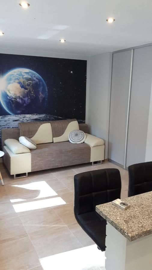 Star Galaxy Apartment